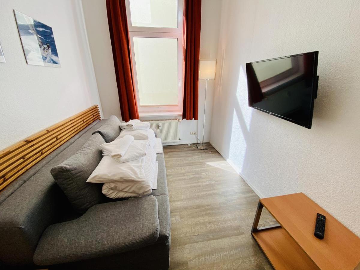 Haus Stromblick, Zimmer Am Strom Ρόστοκ Εξωτερικό φωτογραφία